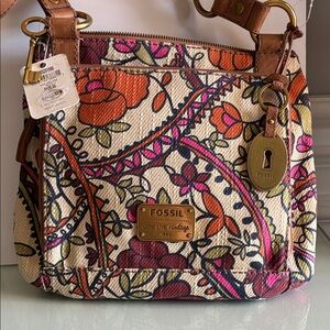 NWT $128 Fossil Cargo Crossbody Leather and Floral Canvas Long Live Vintage